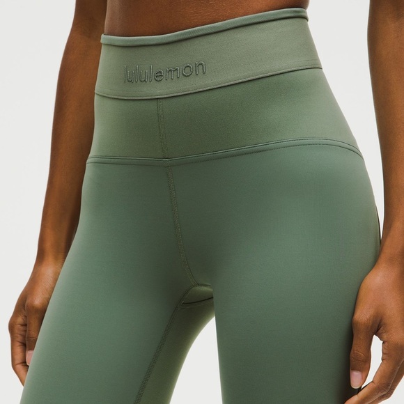 Lululemon License to Train High-Rise Tight 25" Logo - Picture 7 of 8